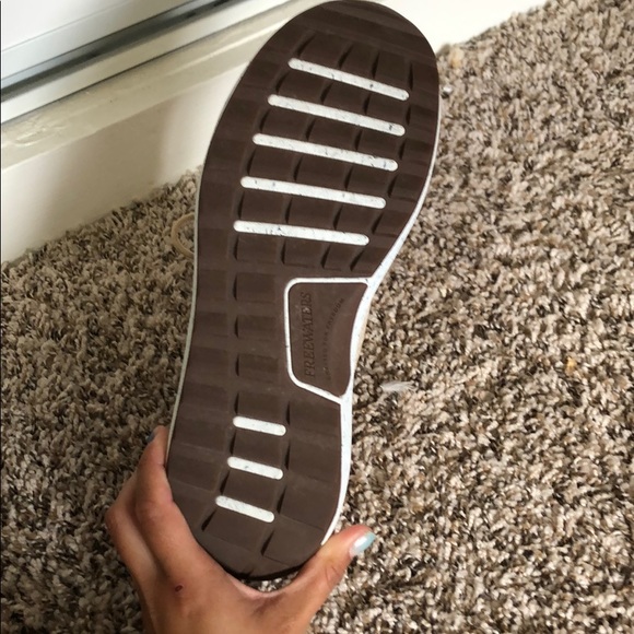 Freewaters Women's Freeland Hi-fi Trainer - Picture 11 of 16